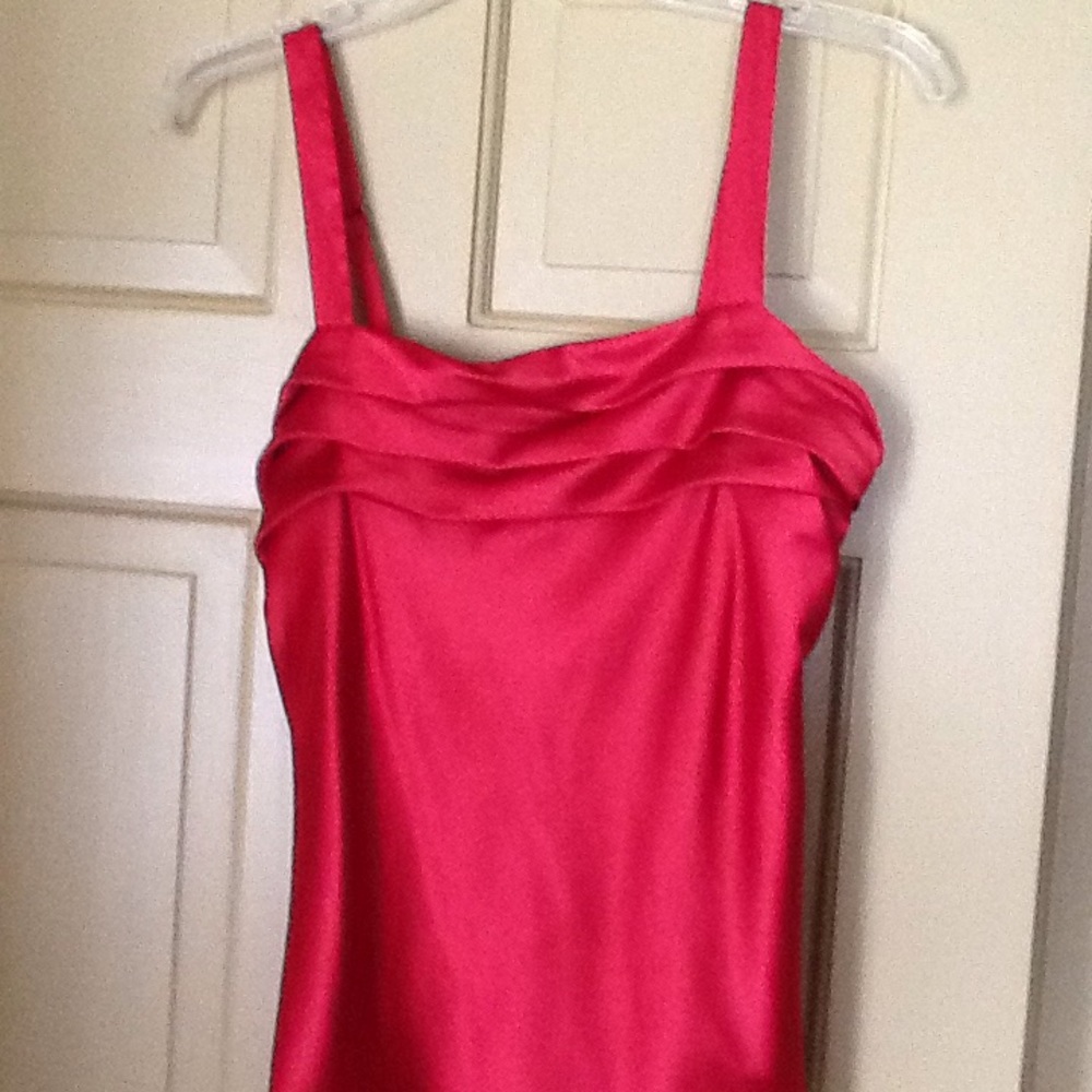 Tank Top - Picture 2 of 3